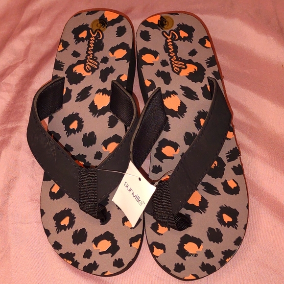👣SUNVILLE Wedge Canvas Leopard Print Thong Sandals Sale - Picture 2 of 9